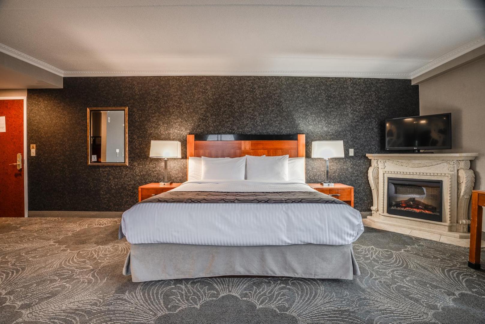 Monte Carlo Inn Barrie - Newly Renovated Eksteriør bilde