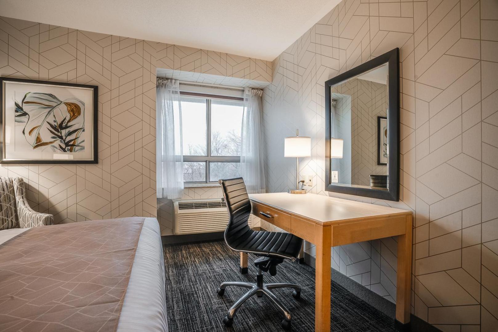 Monte Carlo Inn Barrie - Newly Renovated Eksteriør bilde