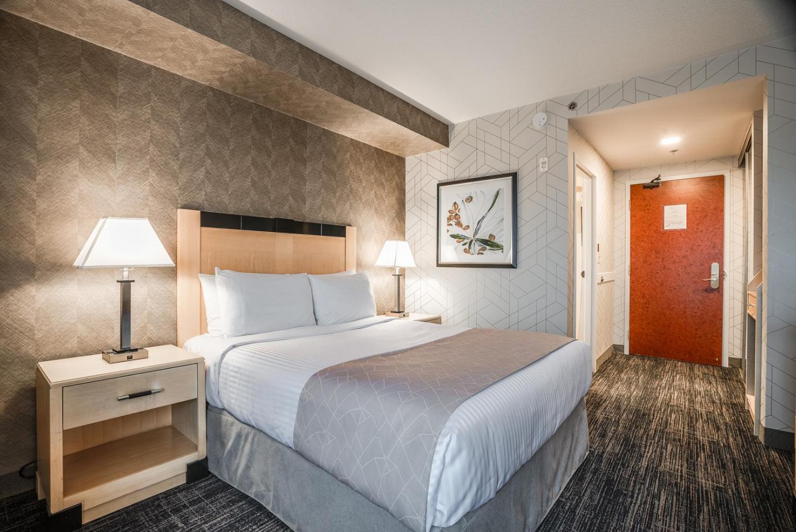 Monte Carlo Inn Barrie - Newly Renovated Eksteriør bilde